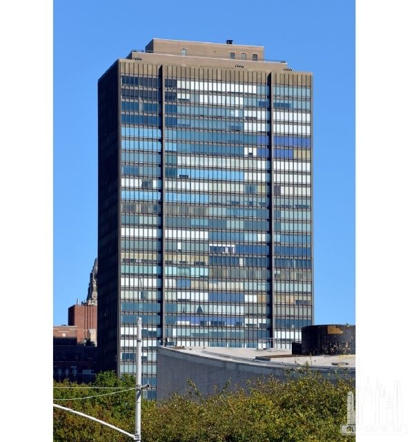 870 U.N. Plaza Apartments