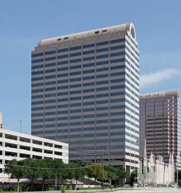 One Galleria Tower
