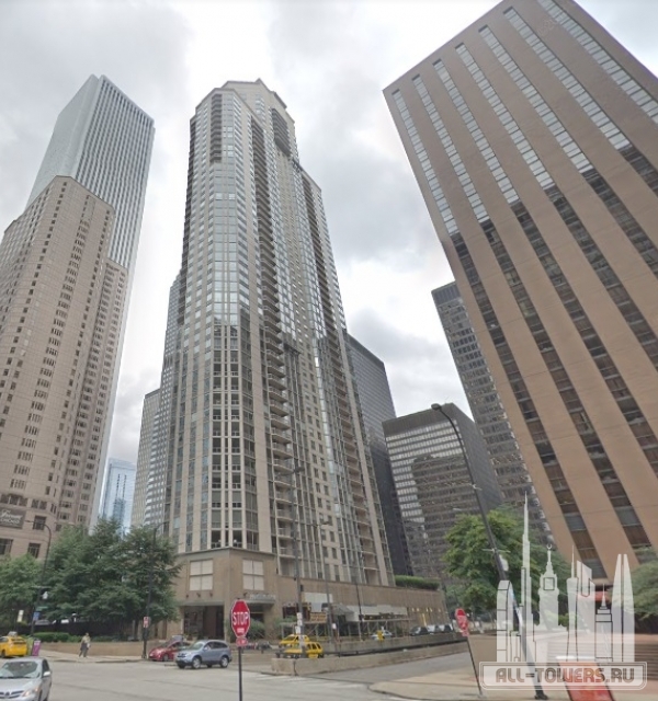 Illinois Center - Park Millennium