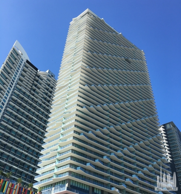 SLS Hotel & Residences