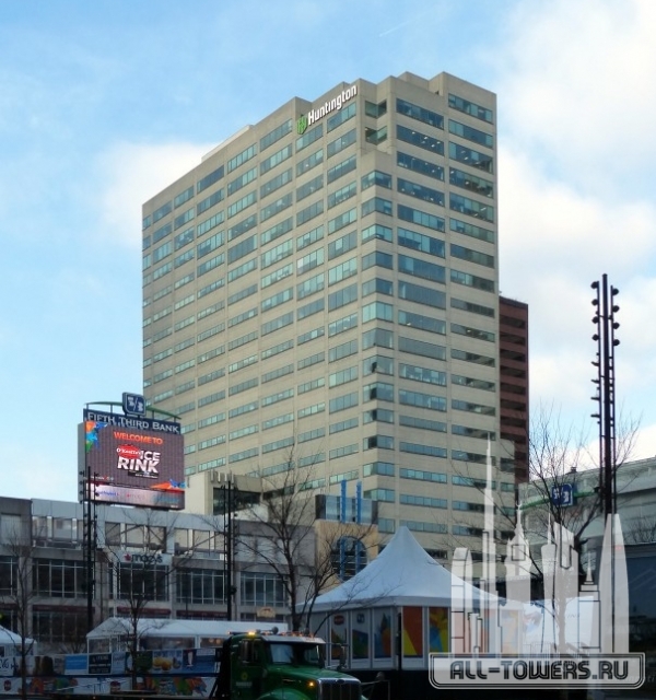 525 vine center