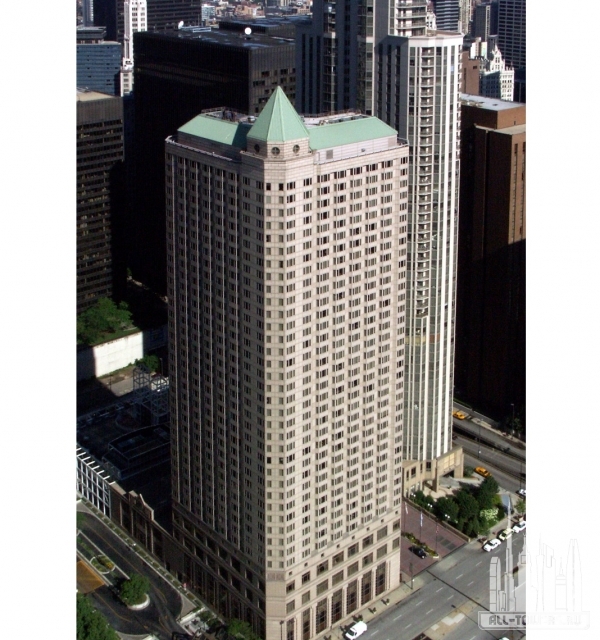 Illinois Center - Fairmont Hotel
