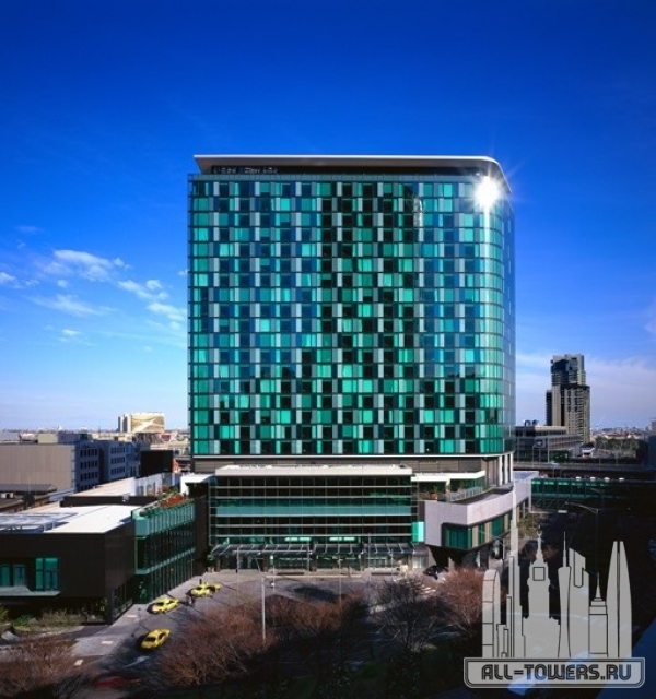 Crown Promenade Hotel