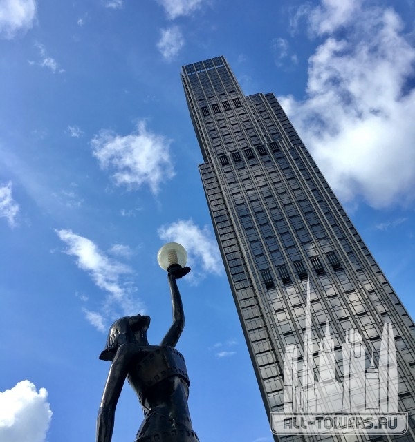 new world centre (новый всемирный центр)