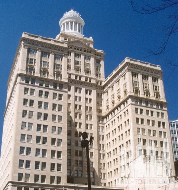 hibernia bank building
