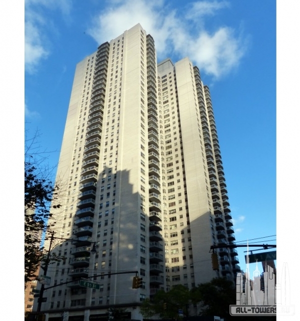 Plaza 400 Apartments