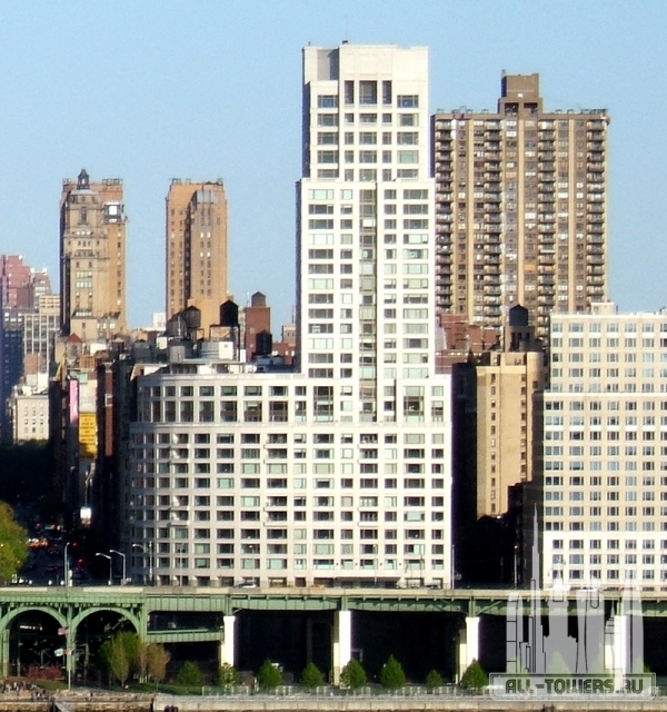 trump place - 240 riverside boulevard