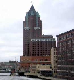Milwaukee Center