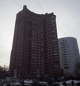 Здание на ул. Снежная 28