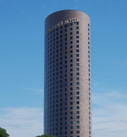 Renaissance Hotel