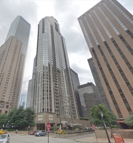 Illinois Center - Park Millennium