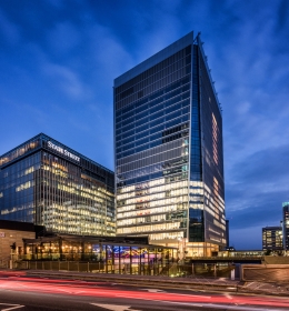 25 Churchill Place