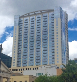 Solaire at the Plaza