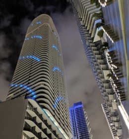 SLS Lux Brickell