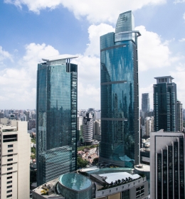 Plaza 66 Tower One (Башня Plaza 66 Tower One)