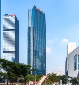 Yuexiu Financial Tower (Финансовая башня Юэсю)