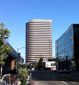 Lake Merritt Plaza