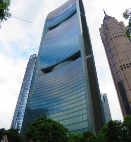 Pearl River Tower (Перл Ривер Тауэр)