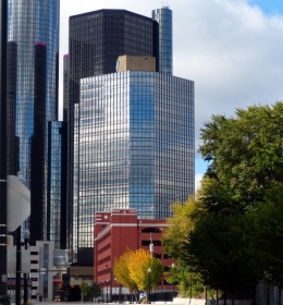 Renaissance Center Tower 600