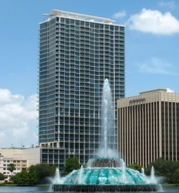 Vue at Lake Eola