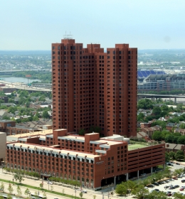 Towers at Harbor Court