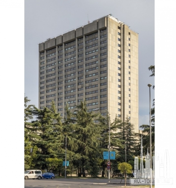 Torre del Complejo Cuzco (Башня комплекса Куско)