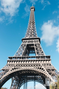 climbing-eiffel-tower-paris-1