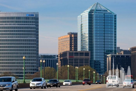 1812-N.-Moore1_Carousel