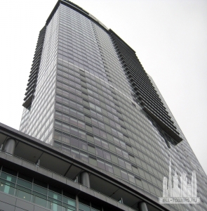 onelincolntower_ext-corner-up