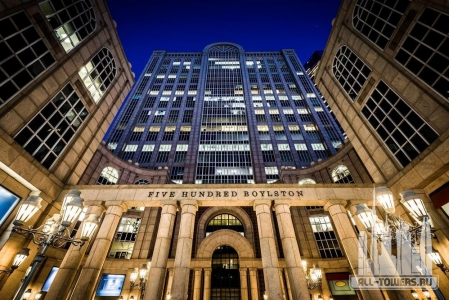 500-boylston-street-at-night-in-back-bay-boston-massachusetts_1000x1000