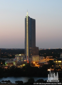 360condominiums_ext-contextnight_(cc-by-sa)greg__anderson