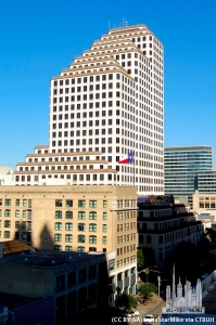 oneamericancenter_ext-overall3_(cc-by-sa)lonestarmike