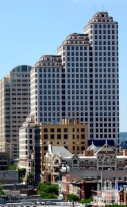 oneamericancenter_ext-overall_(cc-by-sa)lonestarmike