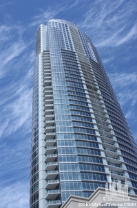 theaustonian_ext-lookingup_(cc-by-sa)hanfsolo