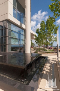 600NLakeShore_Ext-Fountain_(c)PappageorgeHaymes