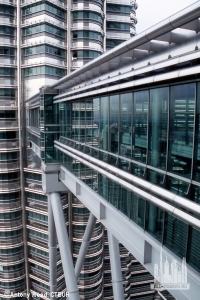 petronas_skybridgesideview_aw