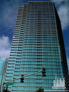 hokua-1288alamoana_ext-side_(cc-by-nc-nd)ryanozawa