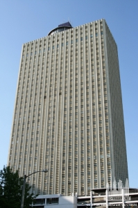 100northmainbuilding_ext-front_(cc-by-sa)samuelgrant