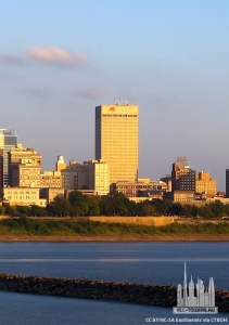 onecommercesquare_ext-far_(cc-by-nc-sa)exothermic