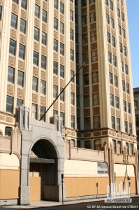 sterickbuilding_ext-entrance_(cc-by-sa)samuelgrant