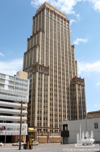 sterickbuilding_ext-front_(cc-by-nd-sa)josepha