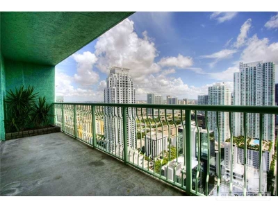 the-club-at-brickell-bay-1-bedroom-condo-for-sale-1200-brickell-bay-dr-unit-4320-mls-a2098007-568f149bcf0b8