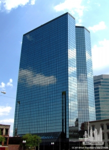 1sttennesseebankbuilding_ext-side_(cc-by)brianstansberry