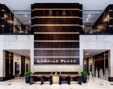 LaSalle-Plaza-Lobby-Entrance