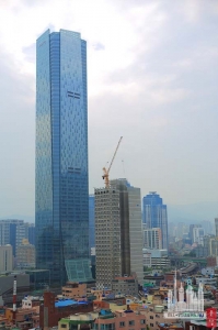 bifc_ext_overall_(cc)skyscrapercity_korea2002