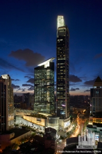 plaza66_exterior-overallnightfar_(c)kpf