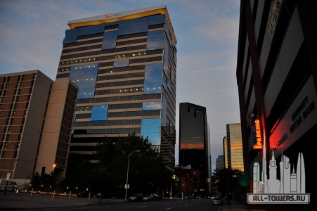 1024px-18th_Street_and_1800_Larimer_Street