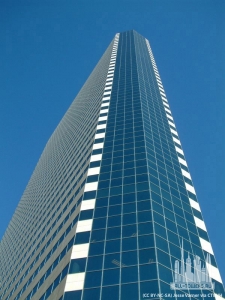 1999broadway_ext-lookingup_(cc-by-nc-sa)jessevarner