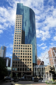 onetaborcenter_ext-overallstreet_(cc-by-nc-nd)wallyg