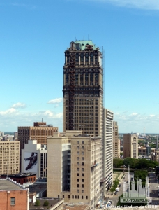 book-tower_nathaniel-lindsey14